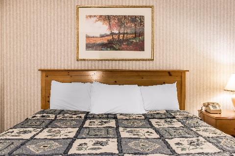 Rodeway Inn Amish Country Smoketown  Exteriör bild